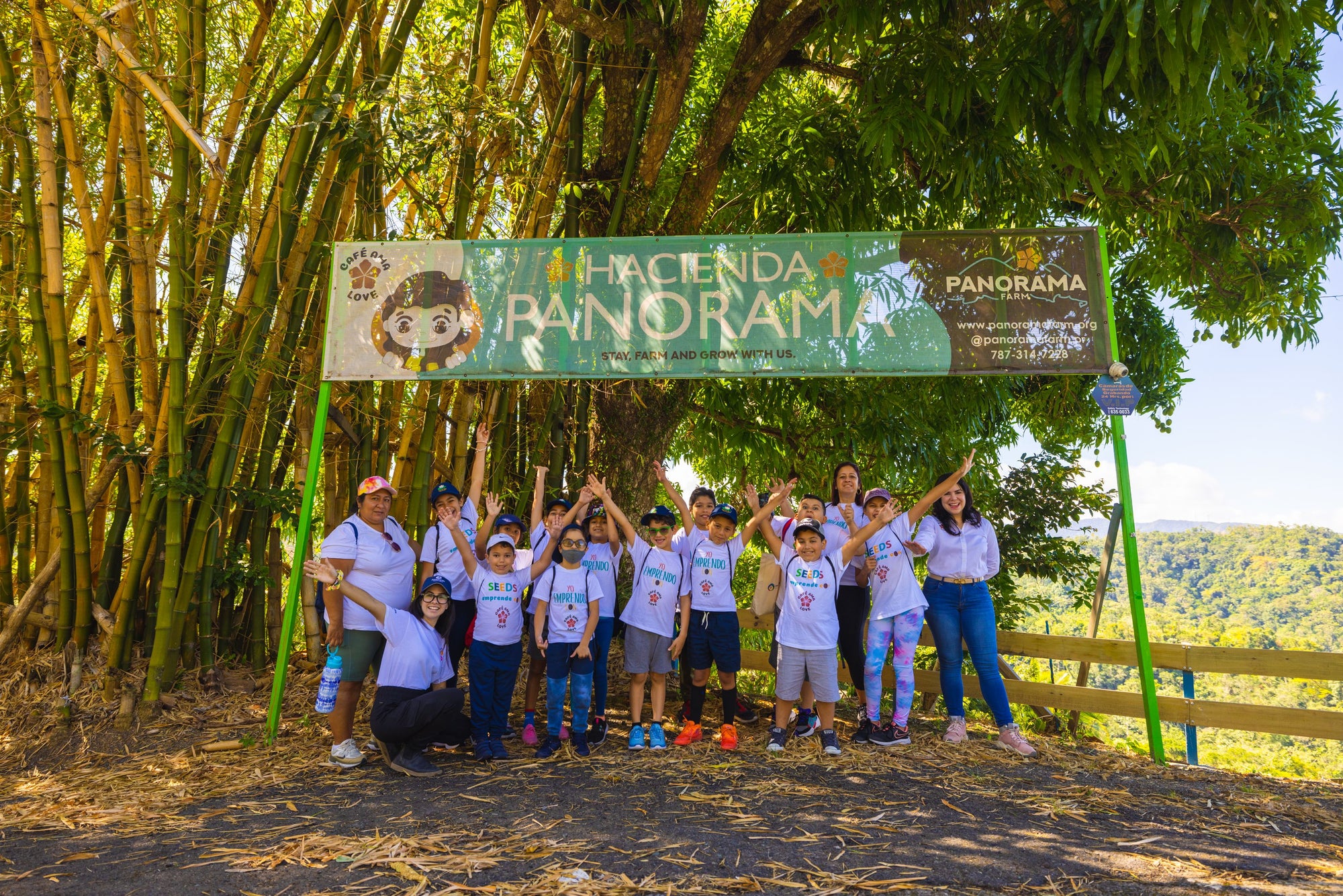 Kids and Friends of Puerto Rico at Panorama Farm